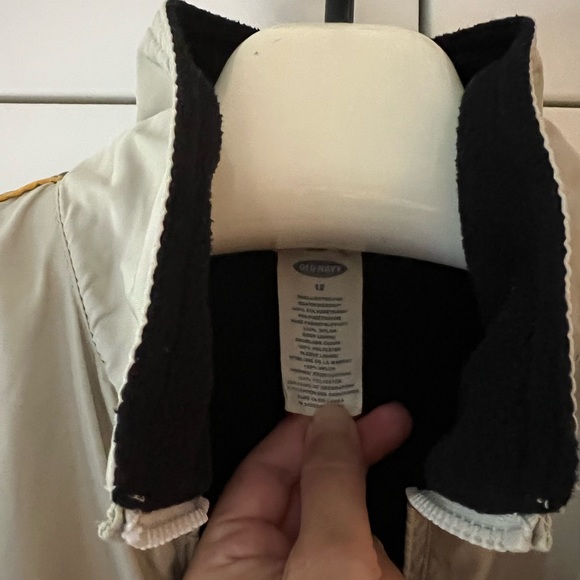 Boy’s Old Navy jacket, beige with black fleece interior - Picture 10 of 16